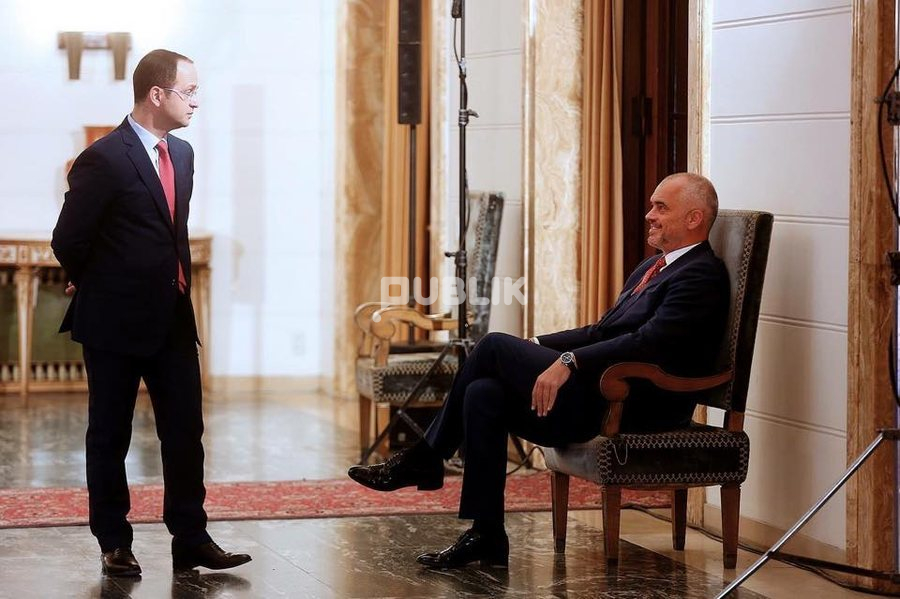 Ish-ministri i Ramës: Shqipëria po vuan nga kapitalizmi grabitqar