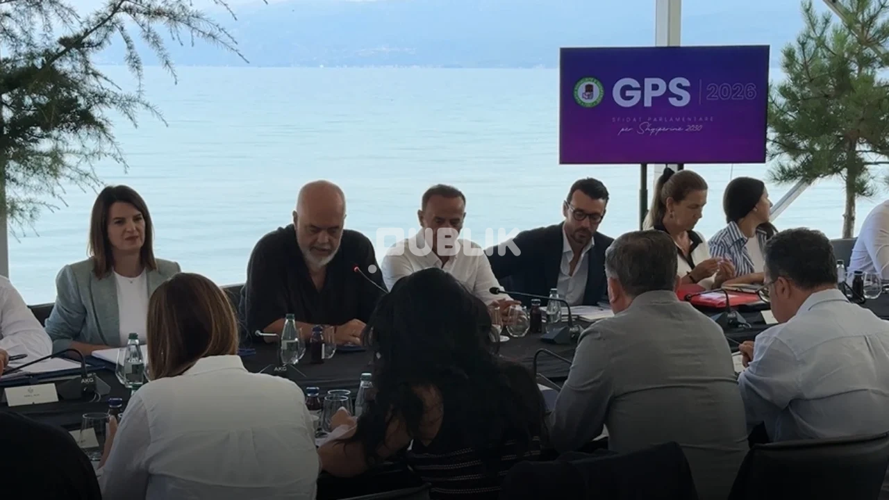 Pas drejtuesve të PS, radhën e kanë ministrat për të ‘bilbilosur’ te Rama