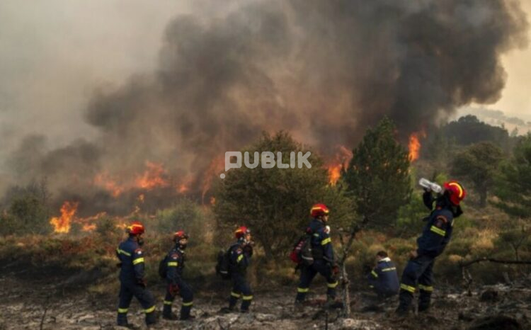 Greqia përballet me “ferrin”, zjarret po bëjnë “kërdinë”