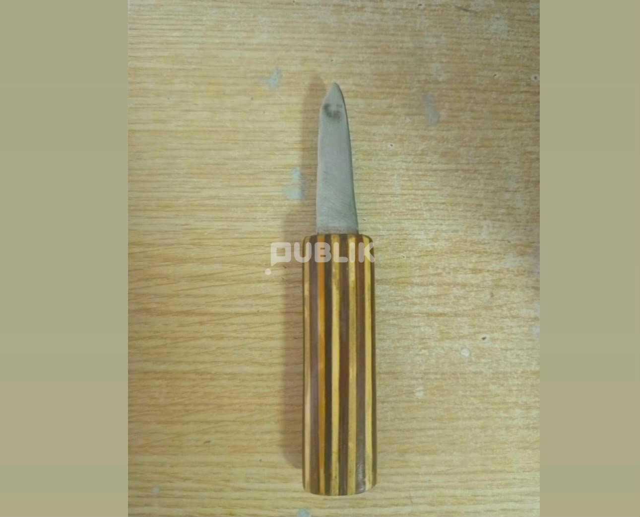 Zbulohet arma e ftohtë e sherrit në burgun e Fierit