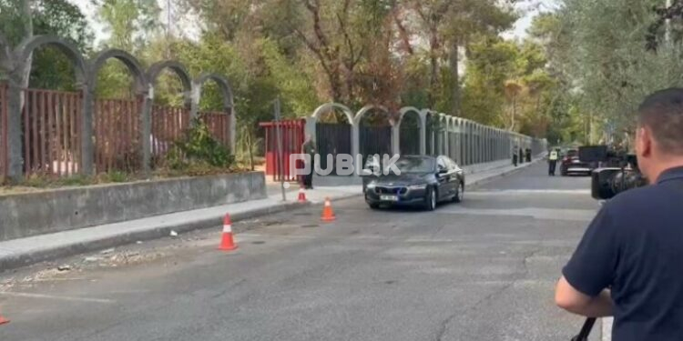 Zbulohen porositë e Ramës në mbledhjen me dyer të mbyllura: Organizim i personalizuar për çdo territor dhe takime javore me qytetarët