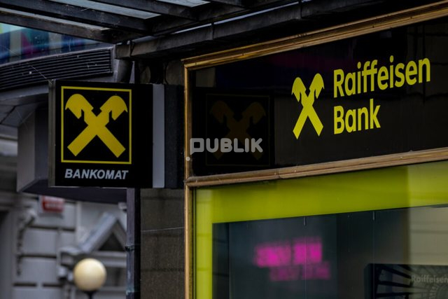 Raiffeisen Bank e Intesa Sanpaolo në skandalin Radiant World