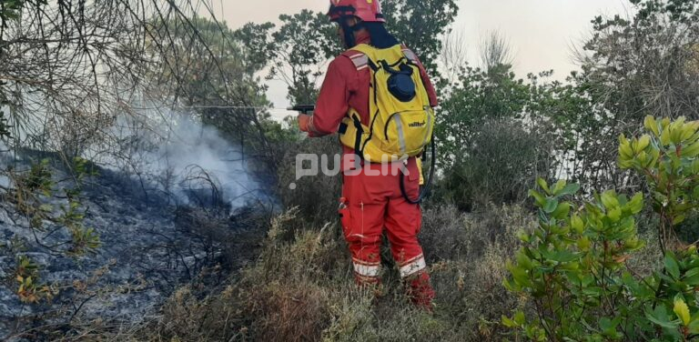 Flakët nuk ndalen, 27 vatra zjarri në 24 orë, pesë ende aktive
