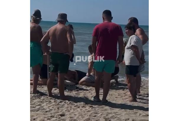 Rrezikoi të mbytej në plazhin e Semanit, shpëtohet 70-vjeçari