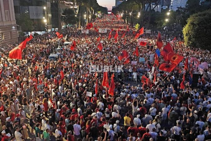 Protesta kundër qeverisë, sot dita e 123-të e qëndresës në Tiranë