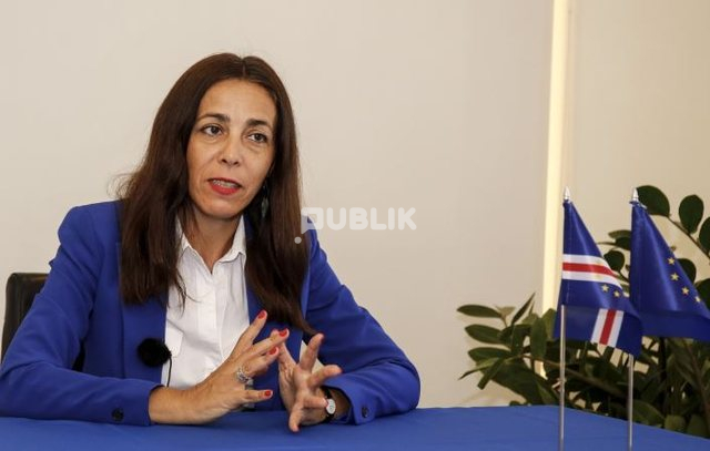Ambasadorja e BE-së në Shqipëri merr zyrtarisht detyrën