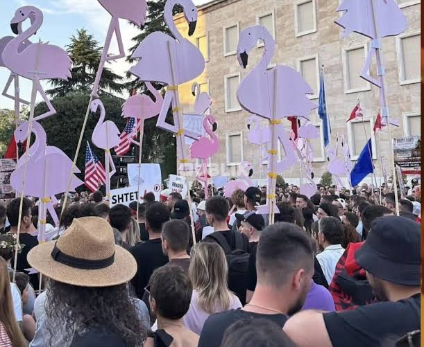 Qytetarët nuk ndalen, zhvillohet sot protesta e 112-të kundër qeverisë