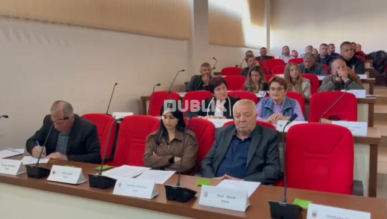 Këshilli Bashkiak i Maliqit i thotë “jo” bashkimit me Korçën