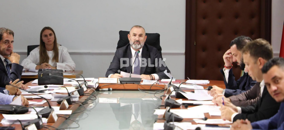 Përplasje për ‘Territorialen’, PS do 46 bashki, PD kërkon 100