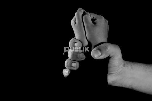 Horror në Tiranë! Tezja dhe kushëriri abuzojnë seksualisht me 12-vjeçaren