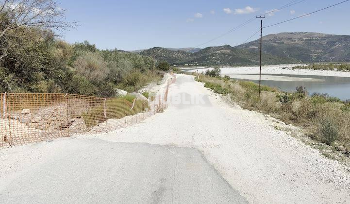 U ndërtua para 2 vitesh, shembet rruga 4.7 mln € Vllahinë-Poçem