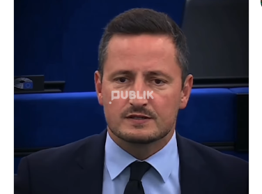 Protestat/ Zv.presidenti i PE-së: Shqiptarë, nuk jeni vetëm!