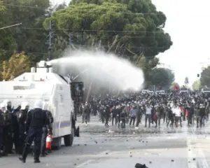 Pas dhunës brutale në protesta, kujtohet Policia: Mos kontrolloni telefona pa urdhër gjykate