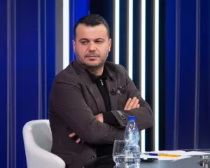 Apliko, o popull!