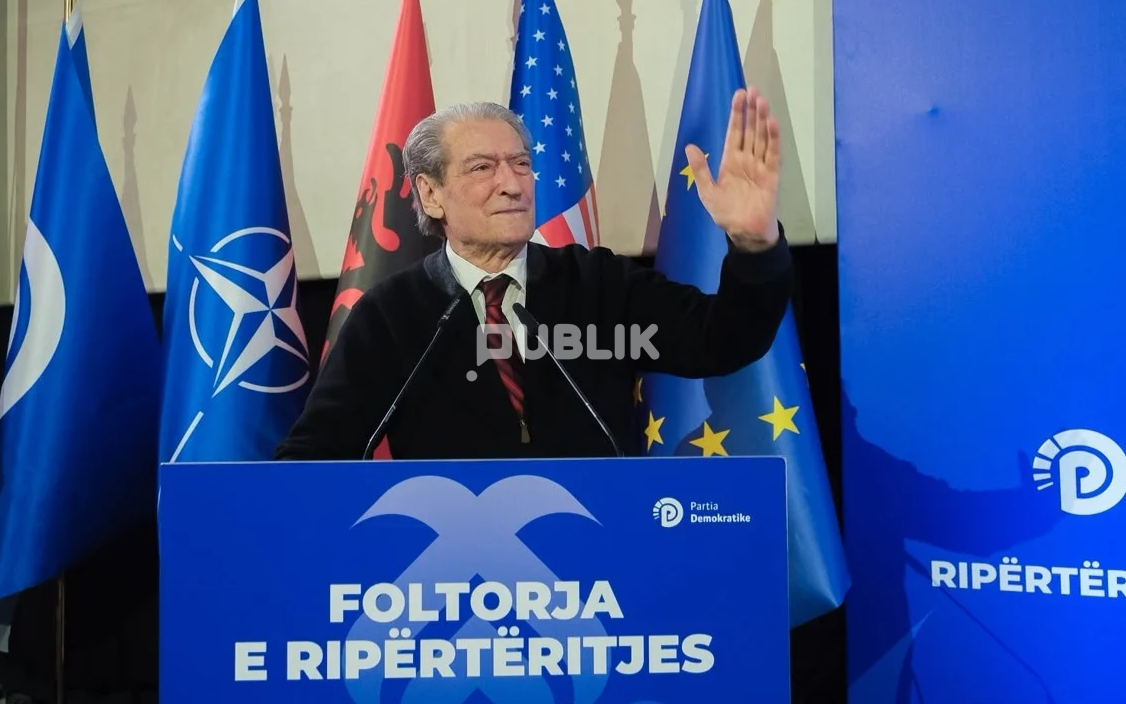 Berisha “flirton” me Flamingot në prag të zgjedhjeve lokale