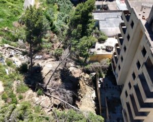 Rrëshqitja e kodrës së Currilave, rrezik për pallatet buzë detit në Durrës