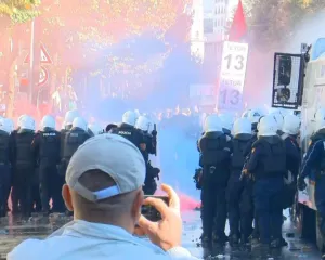 Protesta e studentëve: 6 efektivë dhe 1 gazetare e lënduar