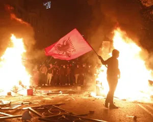 Ervin Demo urdhëron lirimin e studentëve të arrestuar në protestë