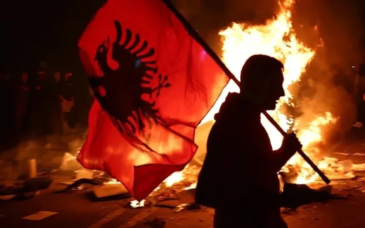 Ultimatumi: Rama të japë dorëheqjen deri nesër në mesditë