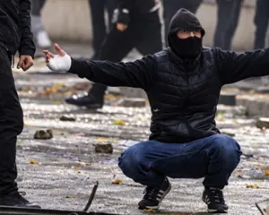 Çfarë është taktika “Black Bloc”? Nga protestat në Gjermani te tensionet në Tiranë