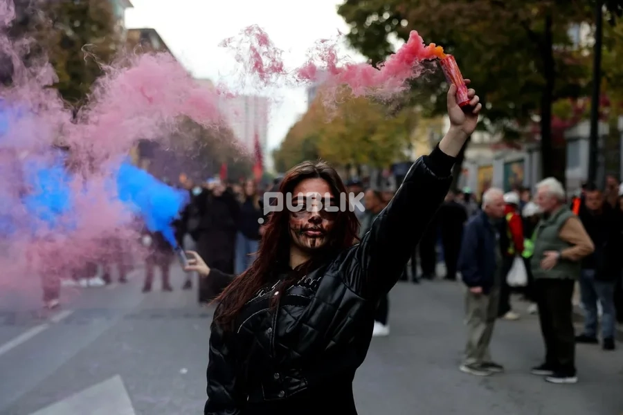 Protestat kundër Ramës pushtojnë mediat ndërkombëtare