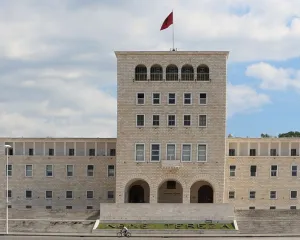 Pedagogët bashkohen me studentët: Nesër marshim te Politekniku kundër dhunës policore