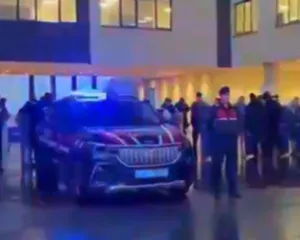 Aksion masiv në Turqi, arrestohen zyrtarë të lartë bashkiakë