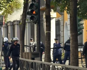 Tensionet te Ministria e Arsimit, Skënder Hita zbret në terren