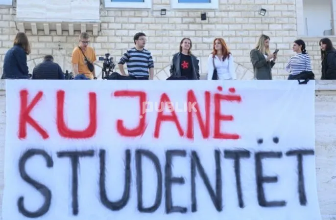 Pse po dështon skema e kredisë studentore në Shqipëri?