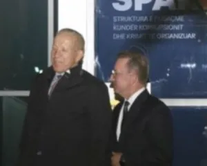 Përplasja për Aeroportin e Vlorës, Pacolli del pas 7 orësh në SPAK