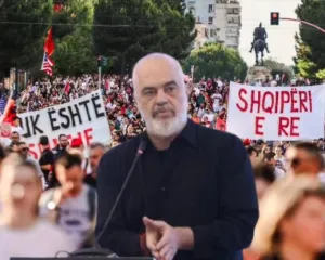 Mjekët i bashkohen protestës kundër Ramës? Paralajmërimi i bujshëm