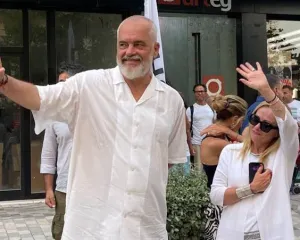 Meloni drejt dorëheqjes, po Rama kur?