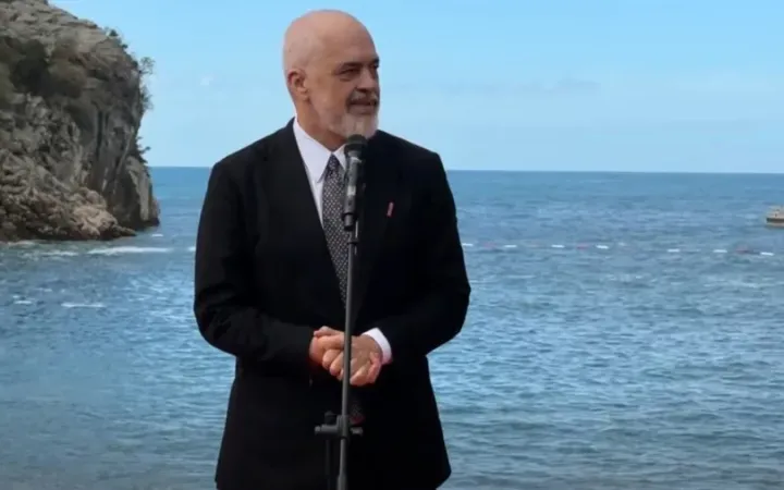 Shqipëria në mes të kaosit, Rama “dredh zinxhirin” nët Mal të Zi