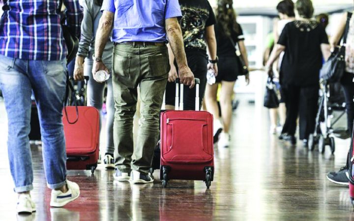 Emigracioni dhe plakja e popullsisë po kufizojnë rritjen ekonomike të Shqipërisë