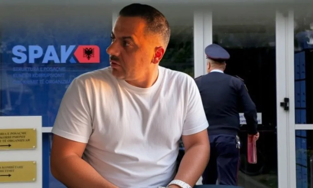 Pas Veliajt, lëvizje të tjera VIP në burgje? Në listë edhe Ergys Agasi