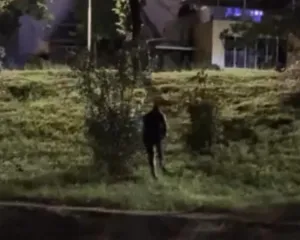 ‘Zbythet’ Klevis Balliu, përfundon në Lanë nga protestuesit
