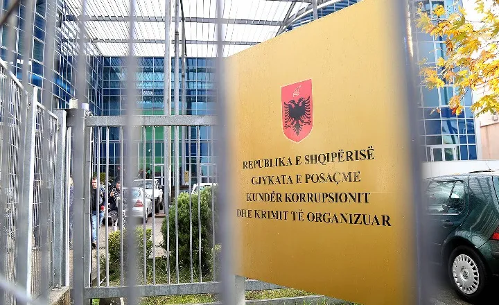 Gjykata Administrative e Apelit pezullon bojkotin e avokatëve në GJKKO