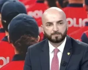 Nano: E papranueshme që efektivët të ndjekin protestuesit me shkop në dorë