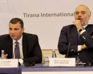 Rama takon me drejtuesit e sistemit bankar, Sejko: Llogaritë janë të sigurta
