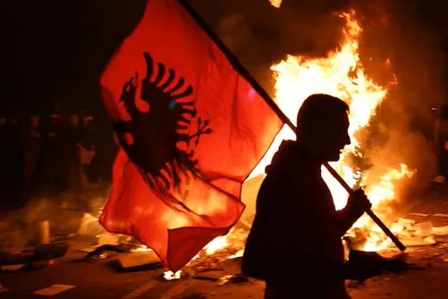 Si përpiqet Rama të delegjitimojë protestën studentore