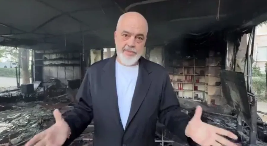 “Duart e zeza” dhe kërcënimi i Ramës: Kush do e paguajë pas protestës?