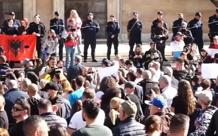 Koçeku mes protestuesve: Rama nuk pranon dialog, vetëm monolog