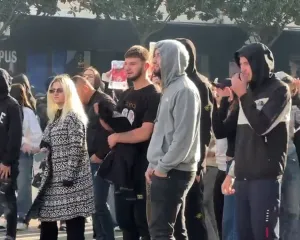 Protestë edhe në Lezhë, disa gjimnazistë bojkotojnë mësimin