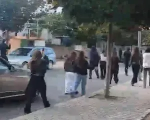Revolta e gjimnazistëve përfshin edhe Laçin