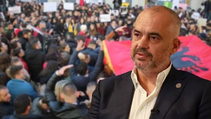 Vendi mes kaosit e dhunës, Rama sfidon protestuesit: Nuk jap dorëheqjen