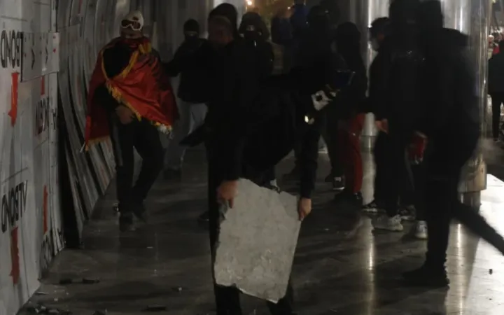 Revolta studentore e së dielës, 9 persona të arrestuar dhe 20 në kërkim