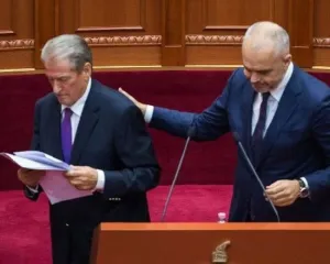 Edhe Berisha refuzon largimin: Po ika unë, forcohet Rama!