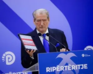 Berisha paralajmëron policët: Do t’ua nxjerrim fotot një për një!