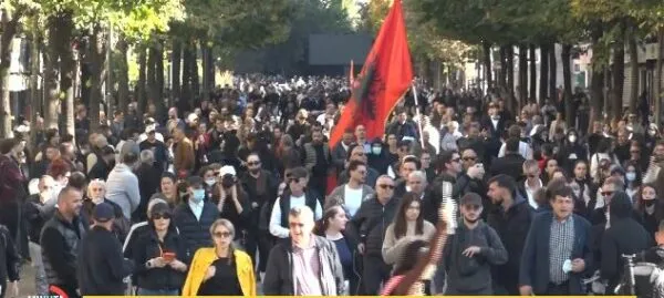 Studentët nuk ndalen, rikthehen sot në protestë dhe kërkojnë largimin e Ramës