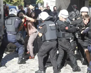 Protesta e studentëve, lirohen protestuesit e arrestuar